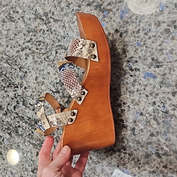 MADDEN GIRL, SZ 9. SANDALS WITH 3.5 CHUNKY HEEL. - Picture 8 of 11